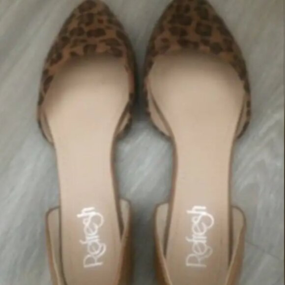 Refresh Leopard Flats - Picture 1 of 1